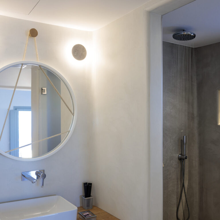alissachni mykonos deluxe suites, Deluxe Suites Jacuzzi